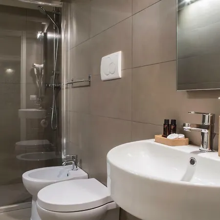 Reluxe Private Wellness לינה וארוחת בוקר 4*