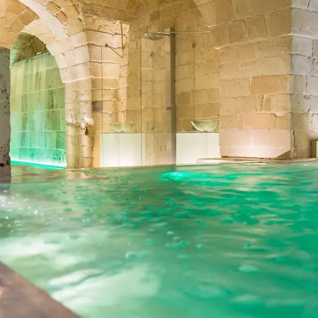 Reluxe Private Wellness 4*