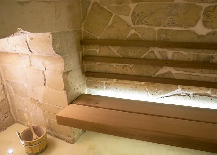 Reluxe Private Wellness Bed & Breakfast